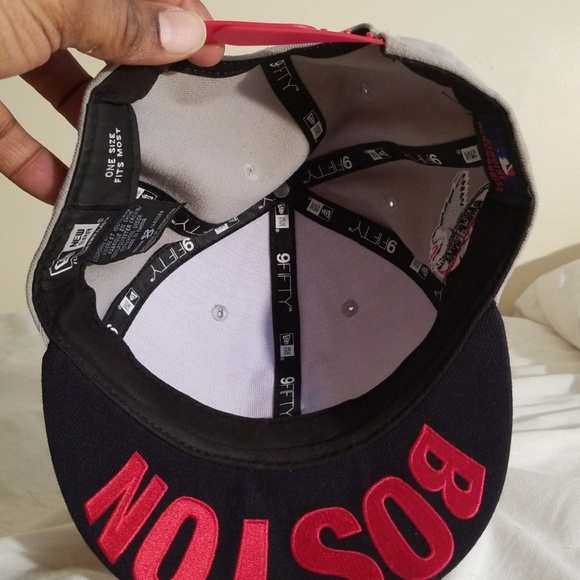 Boston Reds hat - Picture 3 of 3